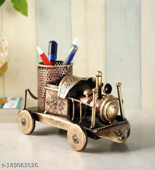 Antique train pen stand